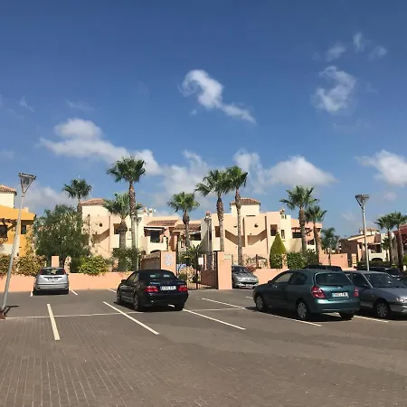 Punta Marina 1135, Luxury 2 Bed, 2 Bath Appt Wifi,air Con,overlooking Pool