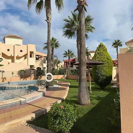 アパート Punta Marina 1135, Luxury 2 Bed, 2 Bath Appt Wifi,air Con,overlooking Pool *